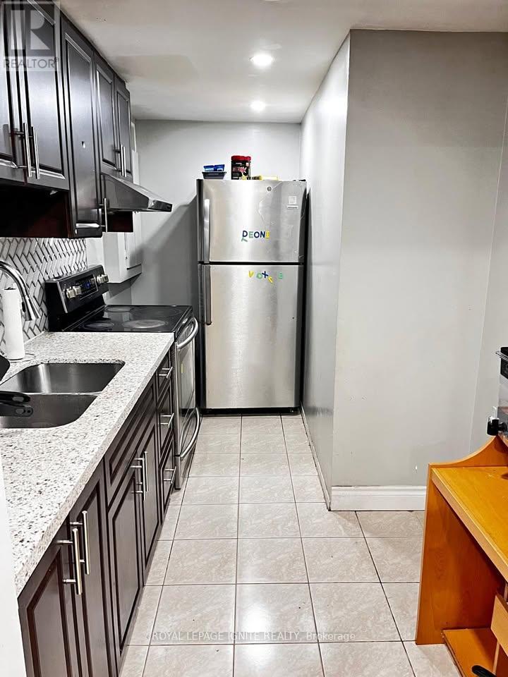 Bsmt - 103 Puma Drive, Toronto (L'amoreaux), Ontario  M1V 1G8 - Photo 2 - E12905250