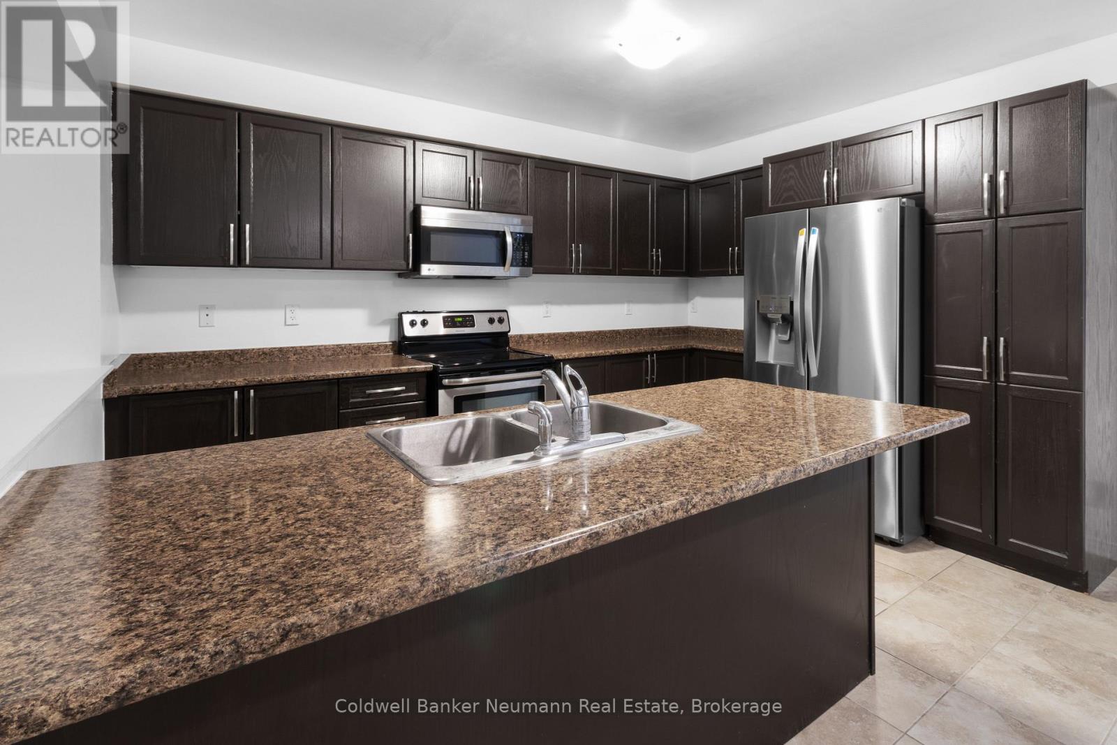 107 - 1035 Victoria Road S, Guelph, Ontario  N1L 0H5 - Photo 4 - X12905190