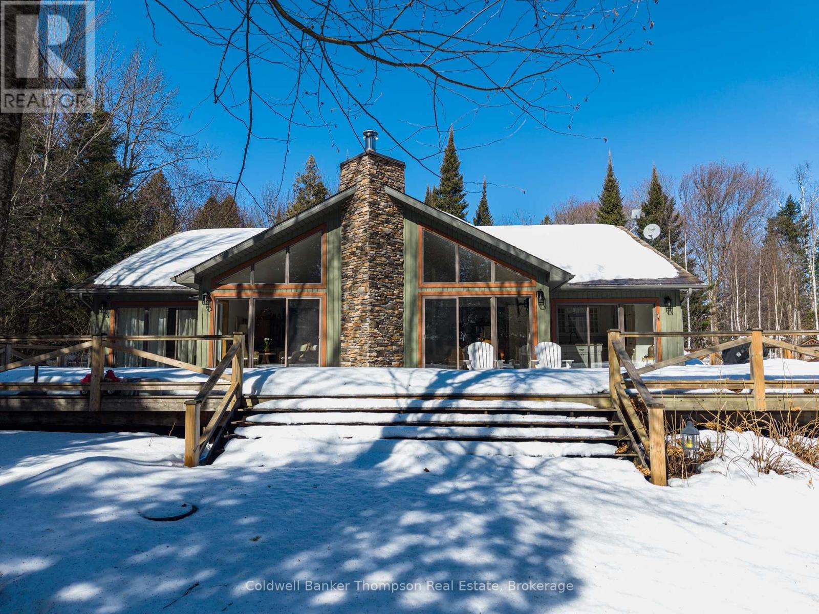 369 Pinegrove Road, Perry, Ontario  P0A 1J0 - Photo 1 - X12905202