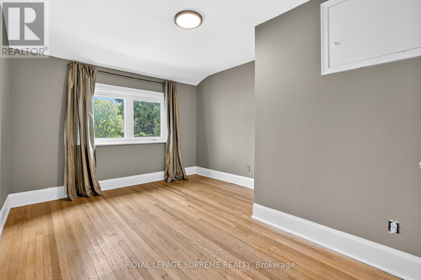 10 King Street Crescent, Toronto, Ontario  M9N 1K6 - Photo 35 - W12426107