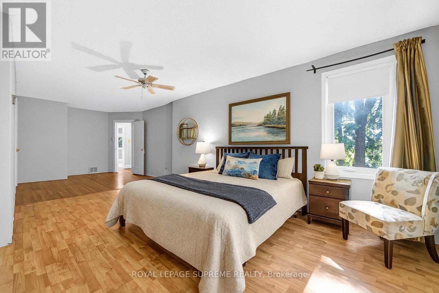 10 King Street Crescent, Toronto, Ontario  M9N 1K6 - Photo 37 - W12426107