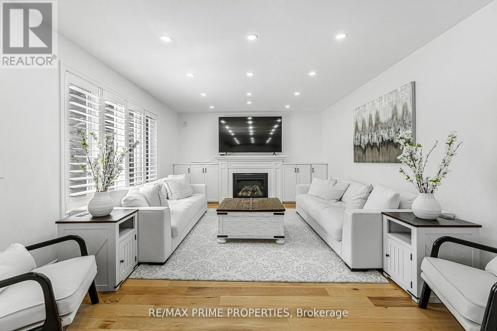 52 CLARE AVENUE, Welland, Ontario