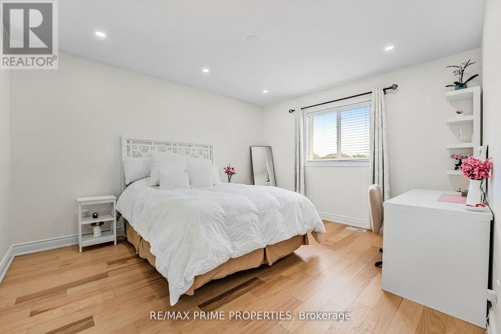 52 Clare Avenue, Welland (Coyle Creek), Ontario  L3C 0B7 - Photo 28 - X12785362