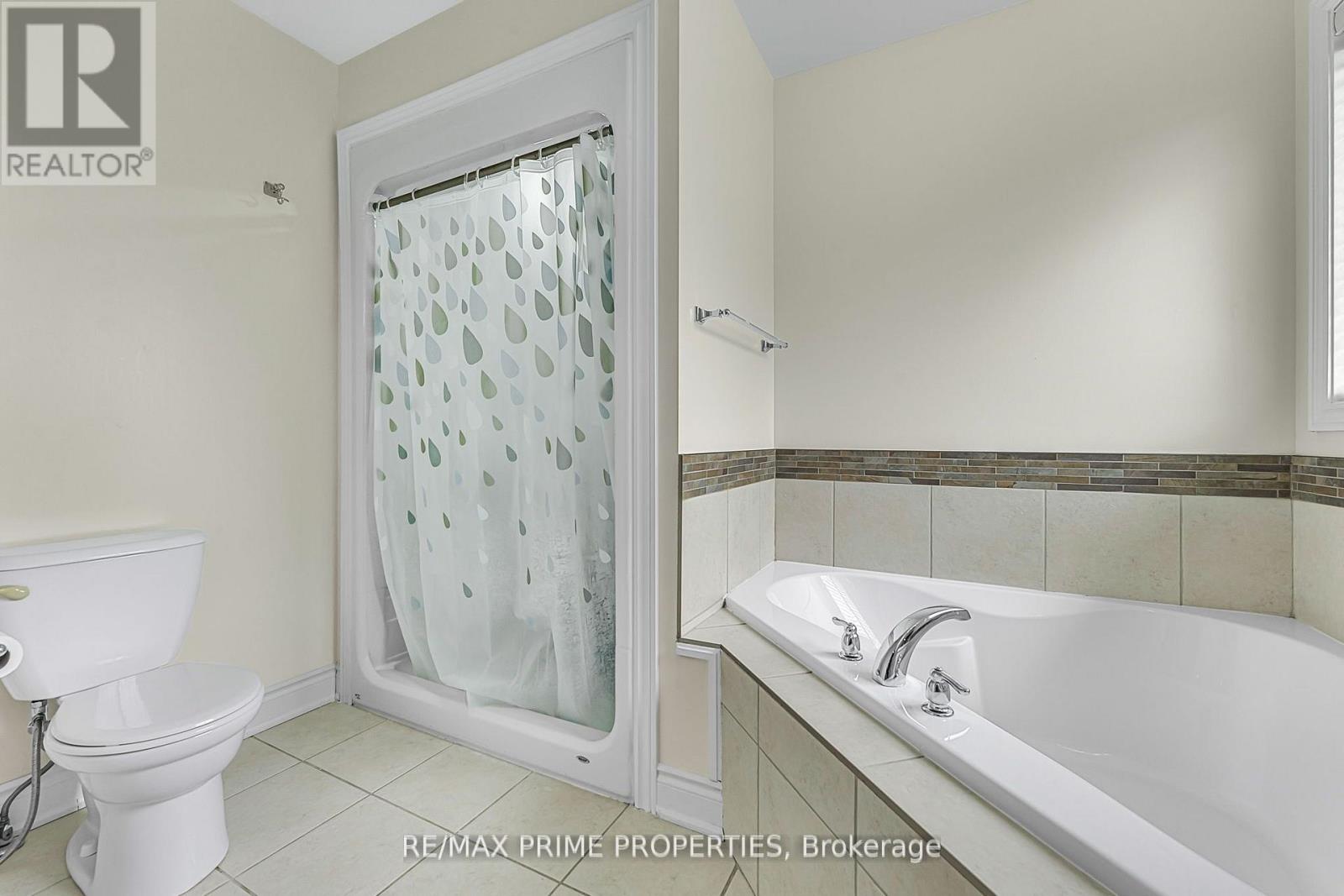 52 Clare Avenue, Welland (Coyle Creek), Ontario  L3C 0B7 - Photo 25 - X12785362