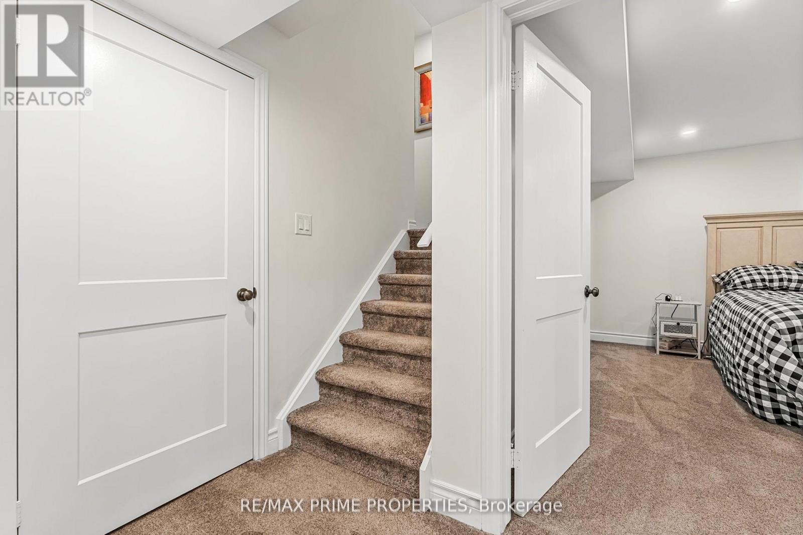 52 Clare Avenue, Welland (Coyle Creek), Ontario  L3C 0B7 - Photo 32 - X12785362