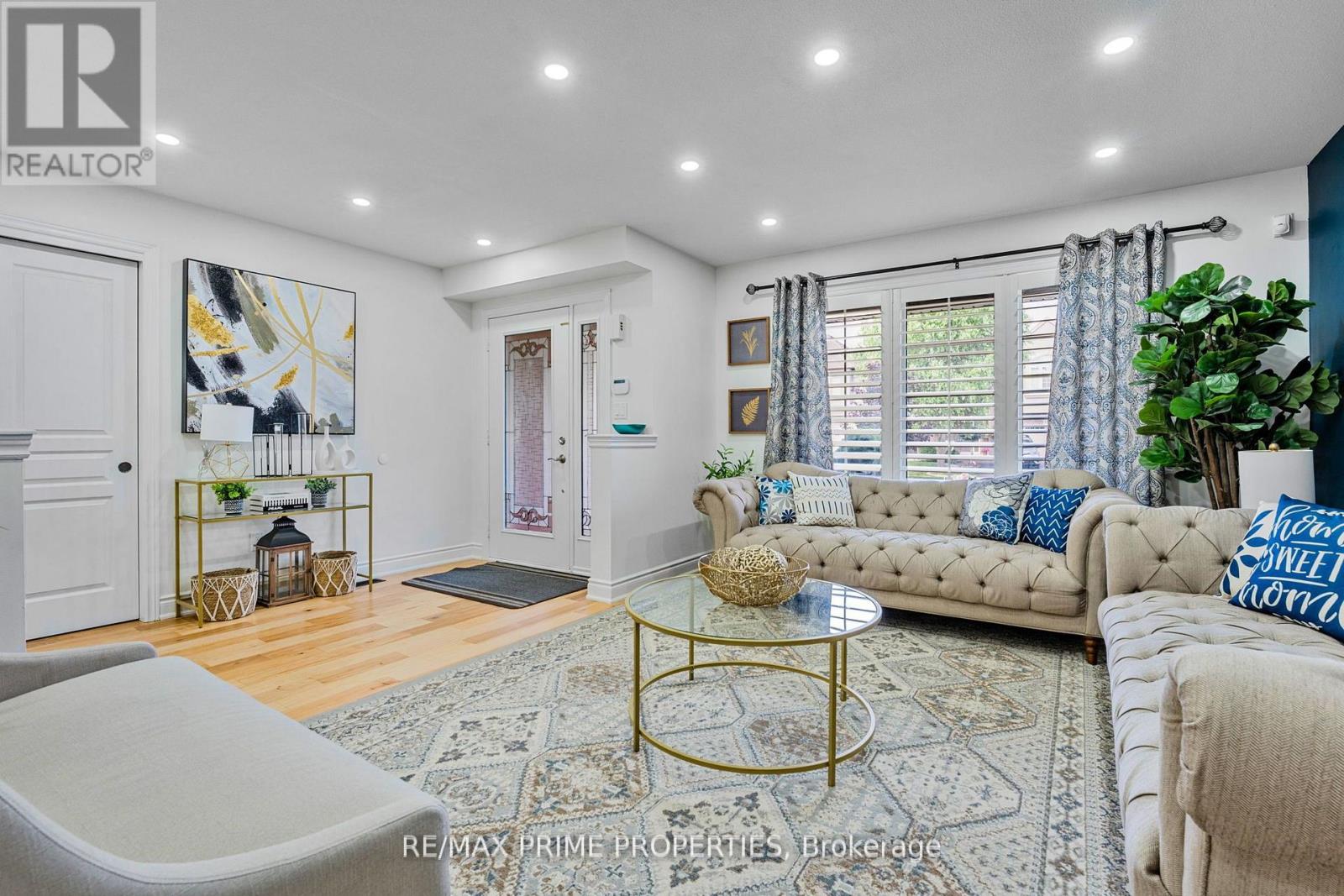 52 Clare Avenue, Welland (Coyle Creek), Ontario  L3C 0B7 - Photo 5 - X12785362