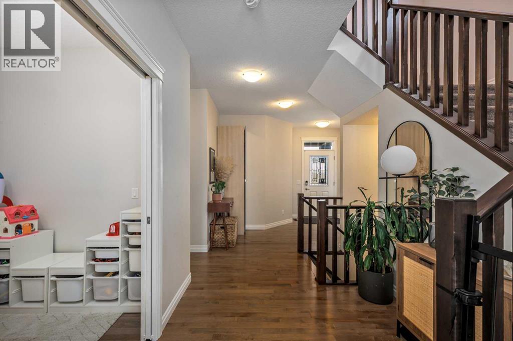 192 Nolanhurst Heights Nw, Calgary, Alberta  T3R 1S6 - Photo 7 - A2292995