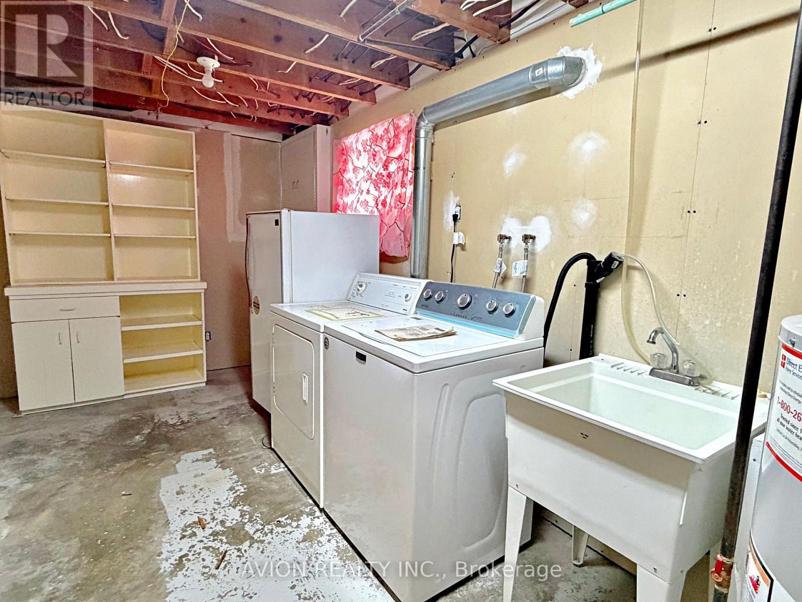 Upper - 50 Tormore Drive, Richmond Hill, Ontario  L4C 3N4 - Photo 18 - N12905094