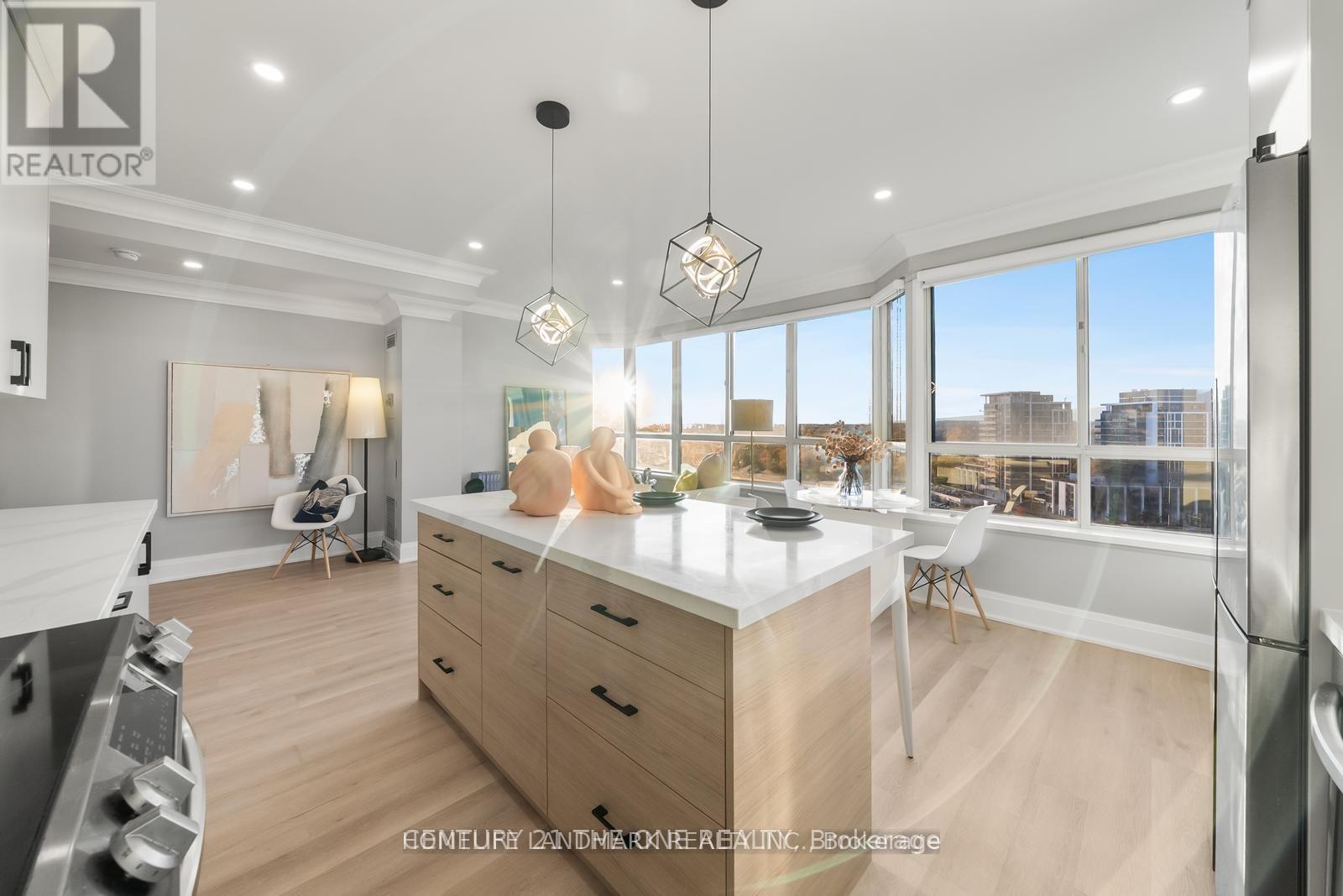 Ph03 - 33 Weldrick Road E, Richmond Hill, Ontario  L4C 8W4 - Photo 8 - N12905096