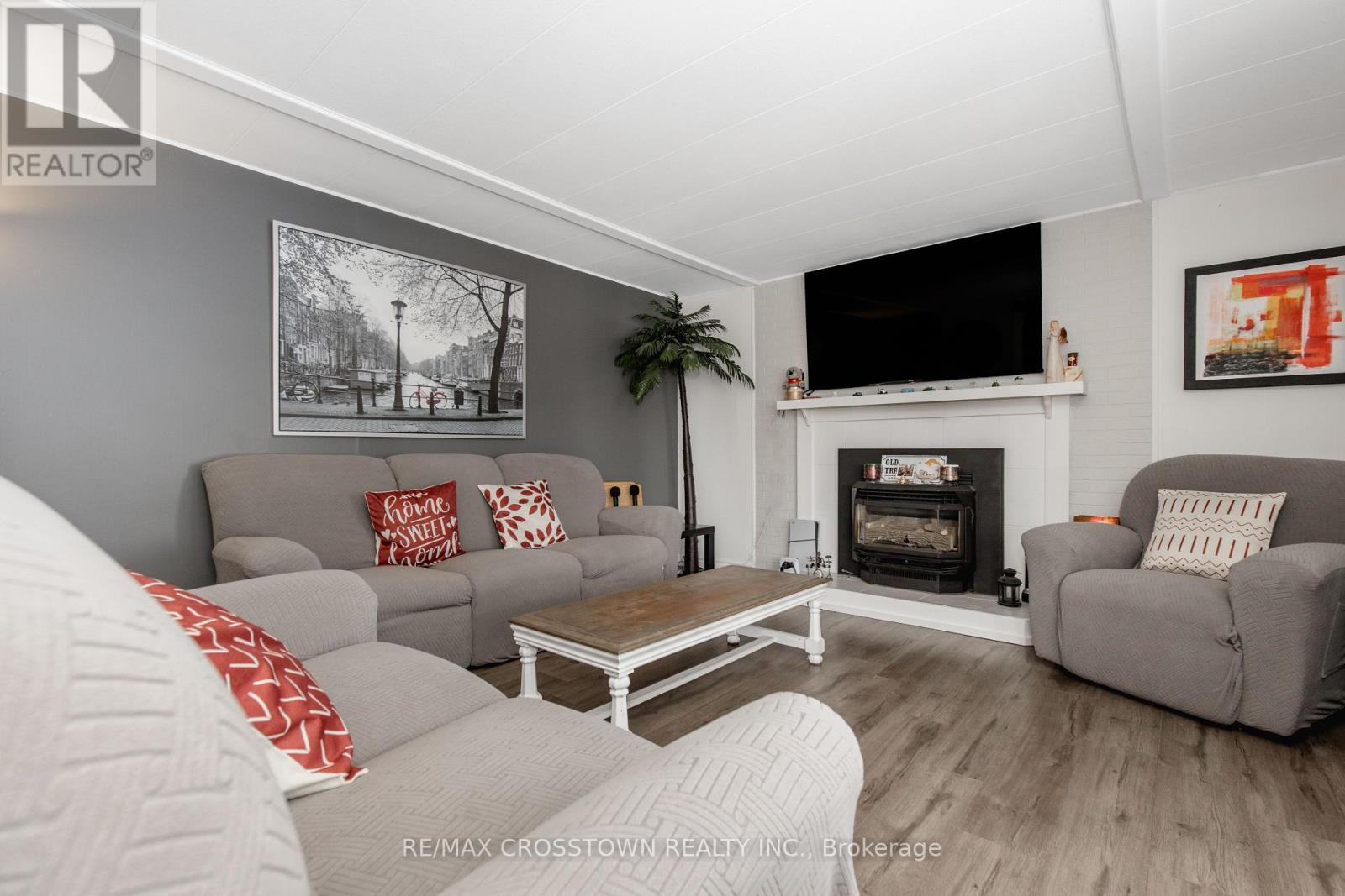 3 Fairbirch Court, Innisfil, Ontario  L9S 1R2 - Photo 7 - N12905144