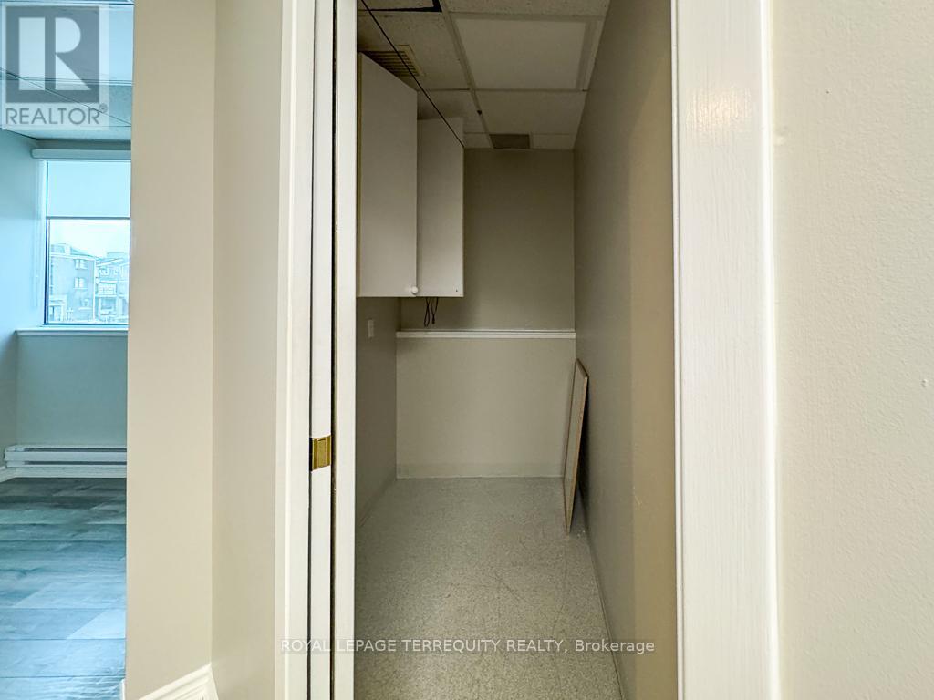 201 - 5402 Main Street, Whitchurch-Stouffville (Stouffville), Ontario  L4A 1H3 - Photo 11 - N12905178