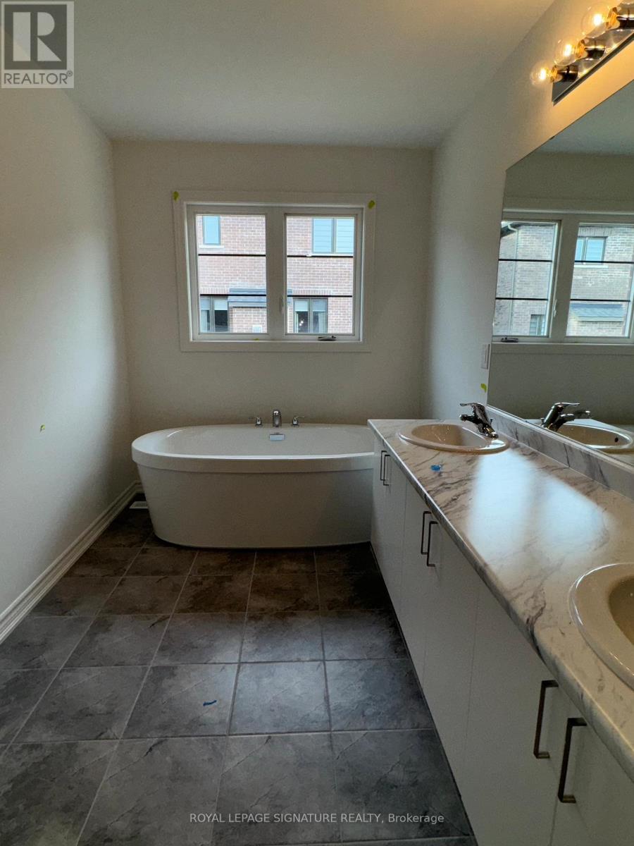 5 Sassafras Road, Springwater, Ontario  L9X 2C6 - Photo 17 - S12905132