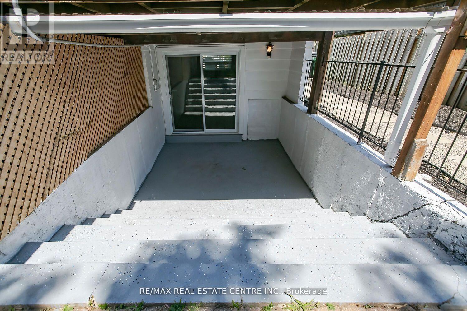 6978 Estoril Road, Mississauga, Ontario  L5N 1N4 - Photo 38 - W12905126