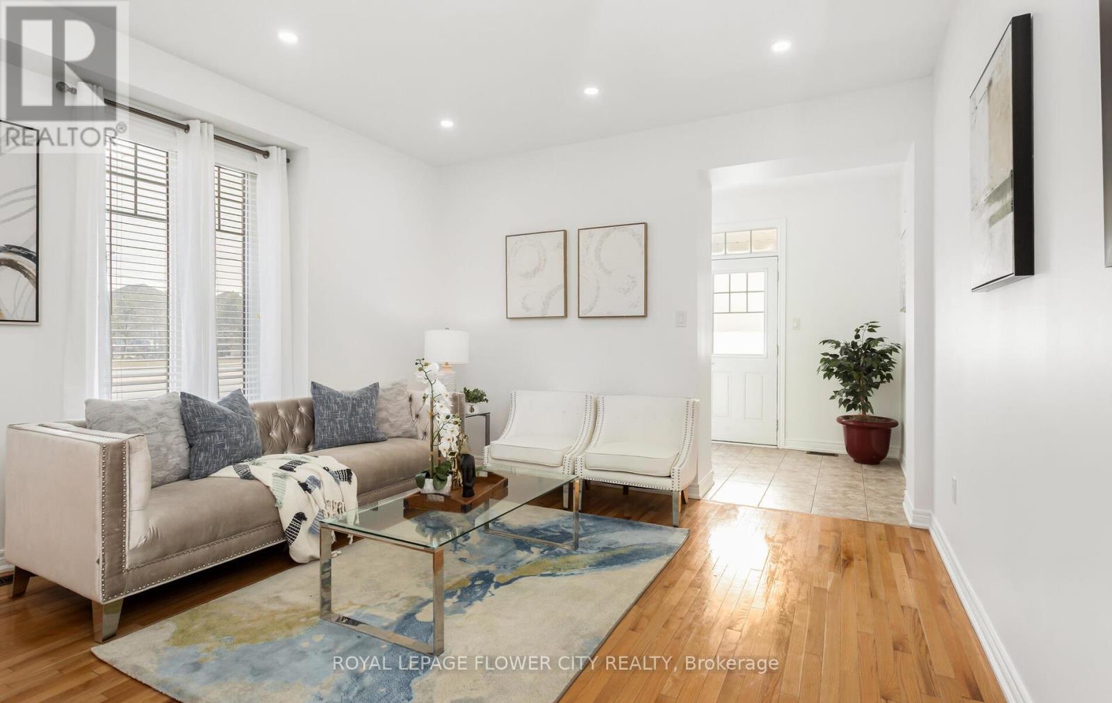 2 Archville Street, Brampton, Ontario  L6Y 5Y5 - Photo 3 - W12905156