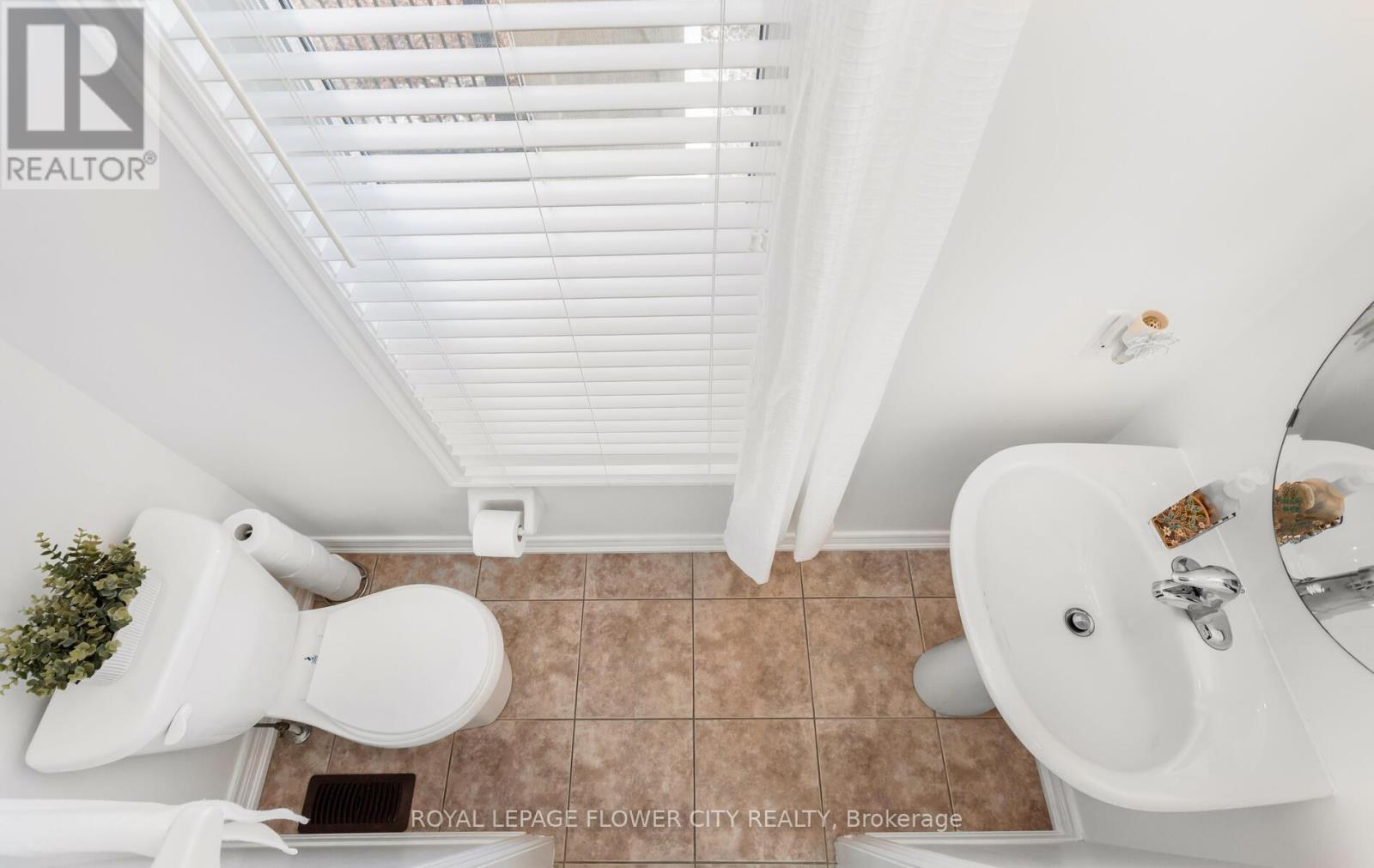 2 Archville Street, Brampton, Ontario  L6Y 5Y5 - Photo 30 - W12905156