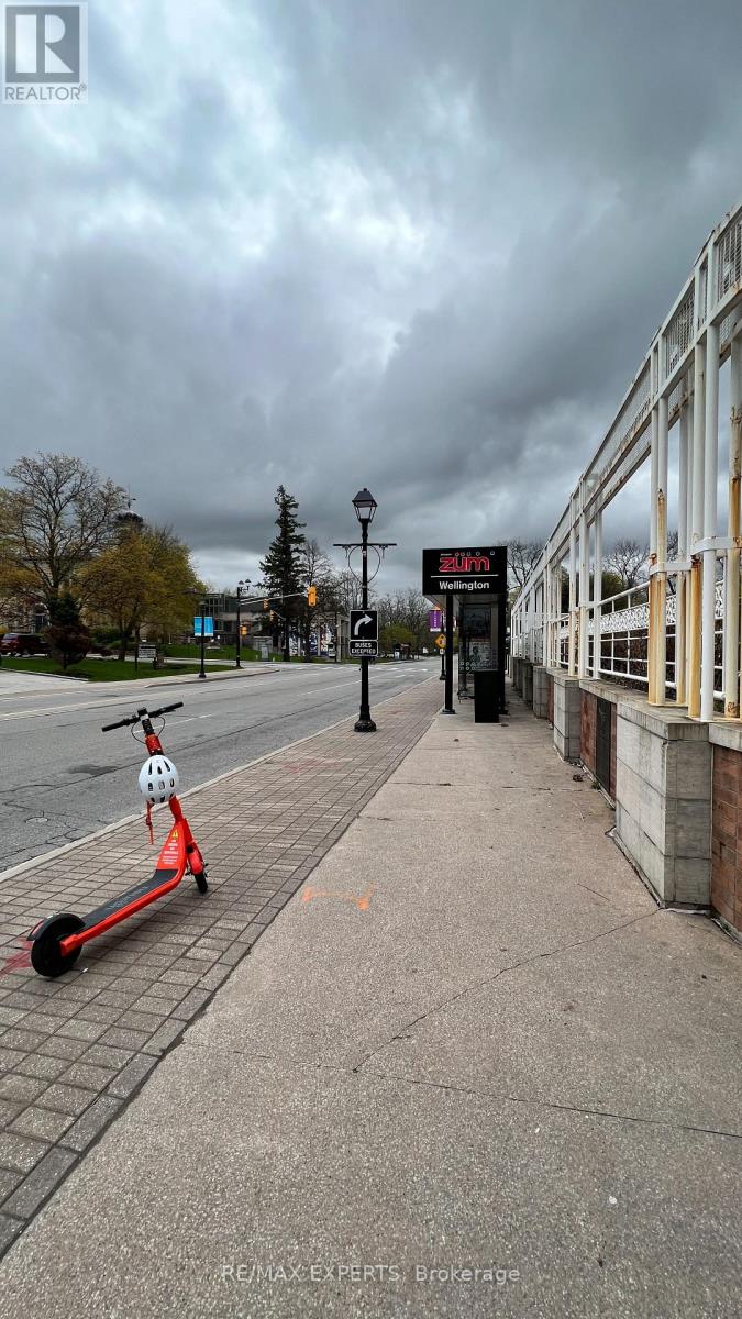 202 - 8 Main Street, Brampton, Ontario  L6W 2C3 - Photo 14 - W12905226