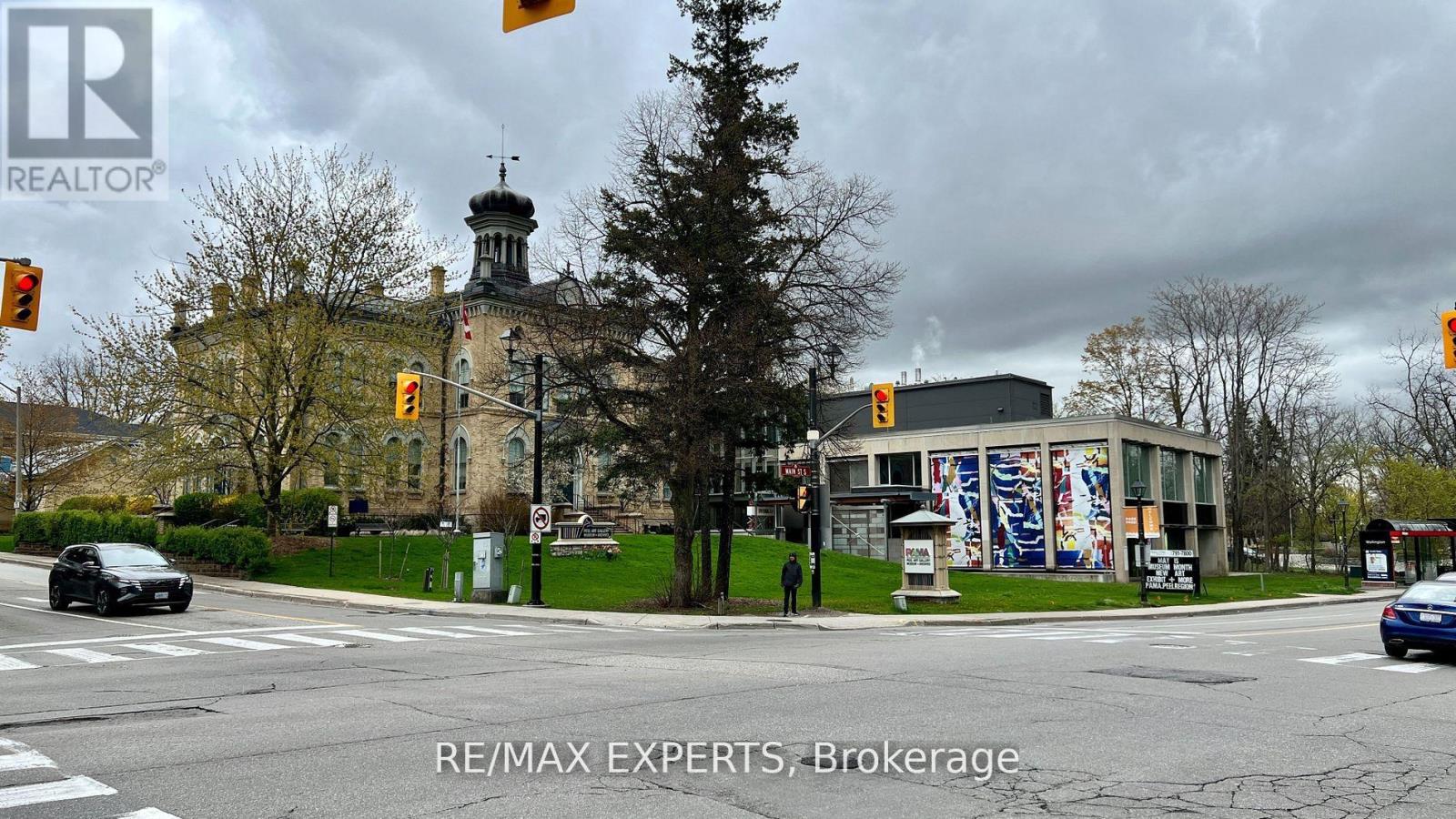 202 - 8 Main Street, Brampton, Ontario  L6W 2C3 - Photo 15 - W12905226