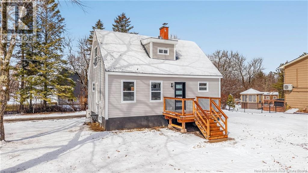 54 Duke Street, St. Stephen, New Brunswick  E3L 2H3 - Photo 3 - NB135257