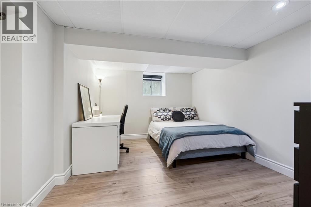 42 Lansdowne Road N, Cambridge, Ontario  N1S 2S9 - Photo 38 - 40806533