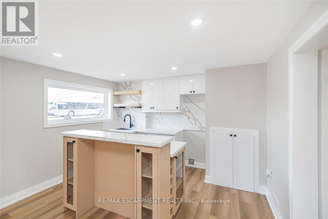 2 Country Club Drive, Hamilton, Ontario  L8K 5W2 - Photo 30 - X12905116