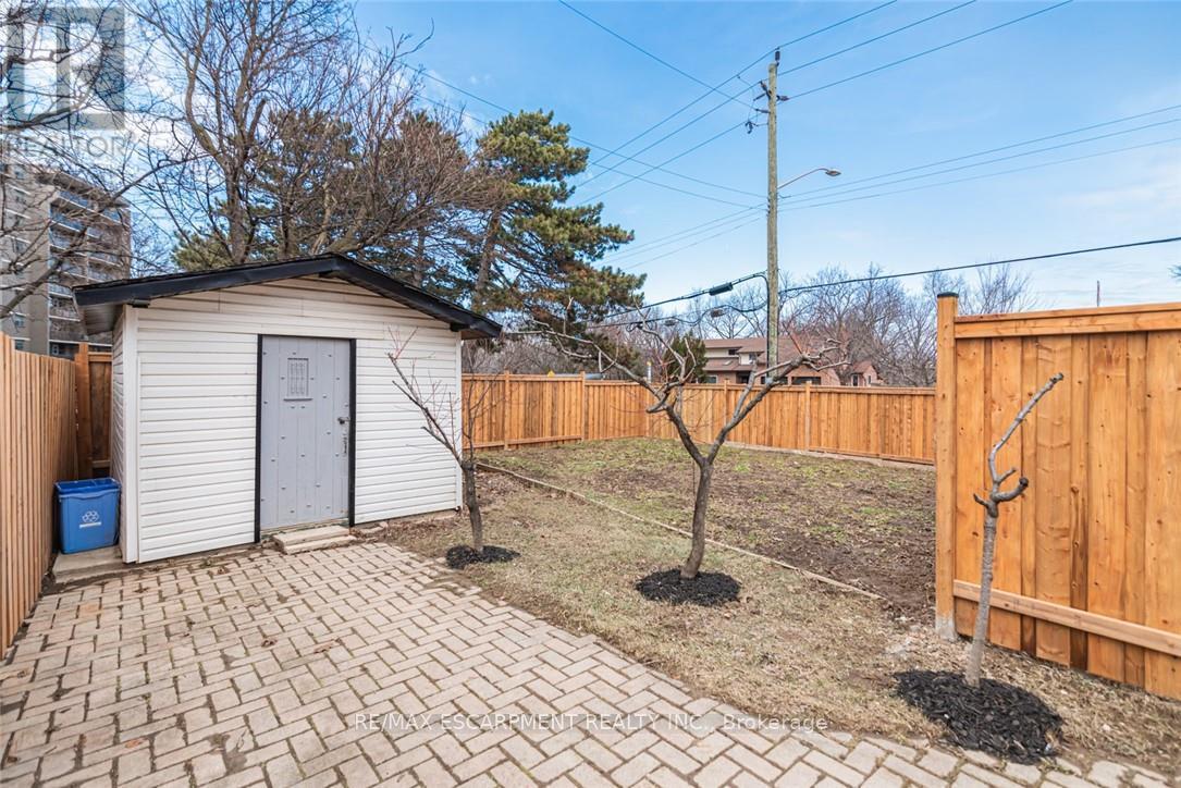 2 Country Club Drive, Hamilton, Ontario  L8K 5W2 - Photo 40 - X12905116