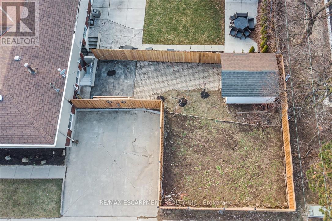 2 Country Club Drive, Hamilton, Ontario  L8K 5W2 - Photo 43 - X12905116