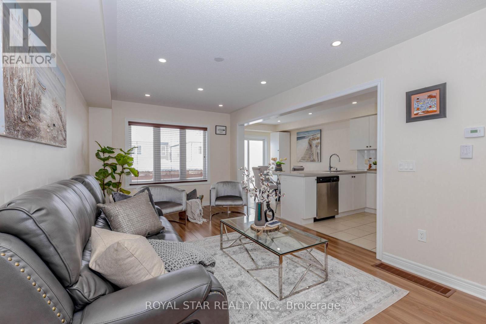 877 Cook Crescent, Shelburne, Ontario  L9V 3V1 - Photo 10 - X12905162