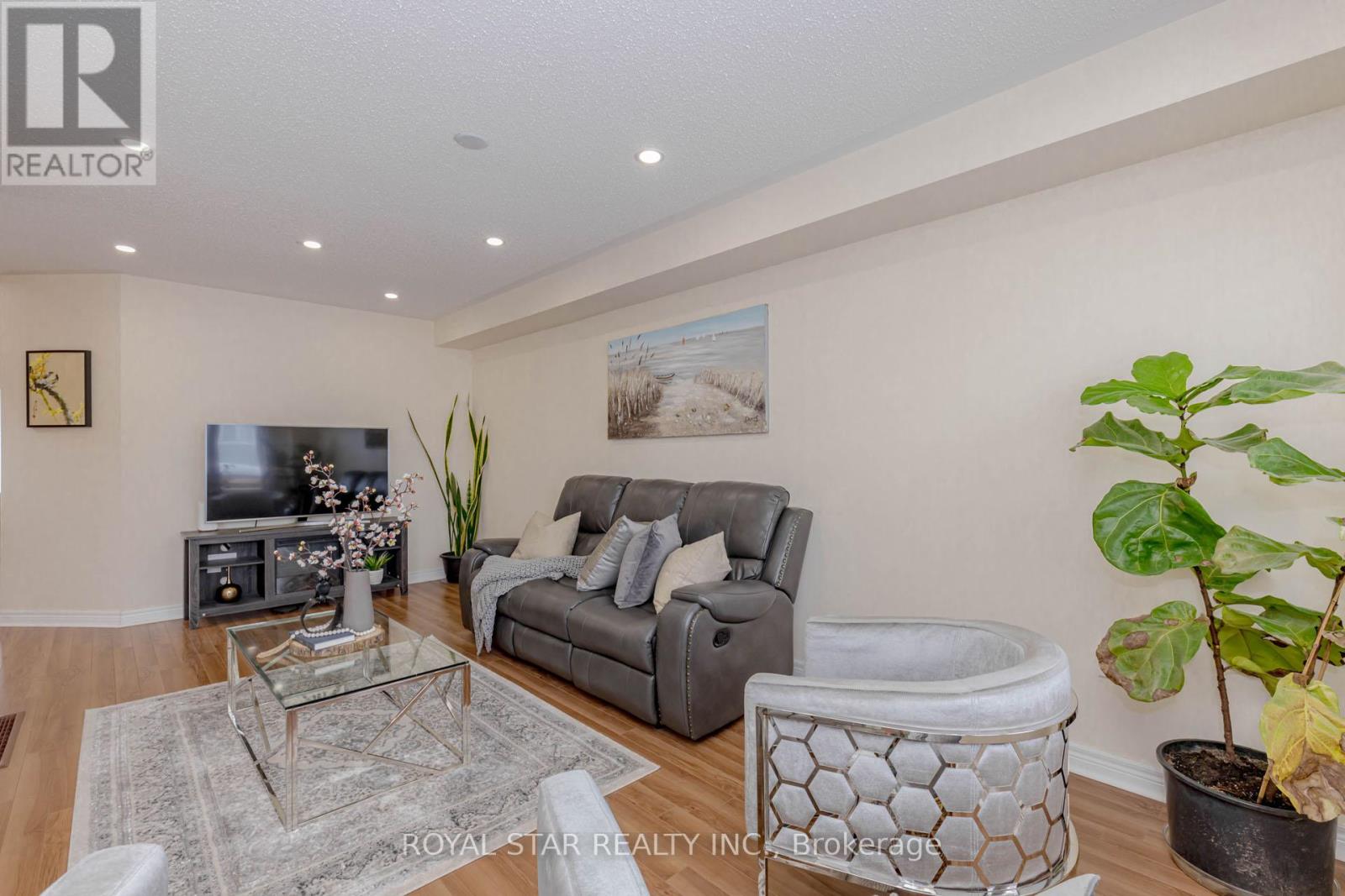 877 Cook Crescent, Shelburne, Ontario  L9V 3V1 - Photo 12 - X12905162