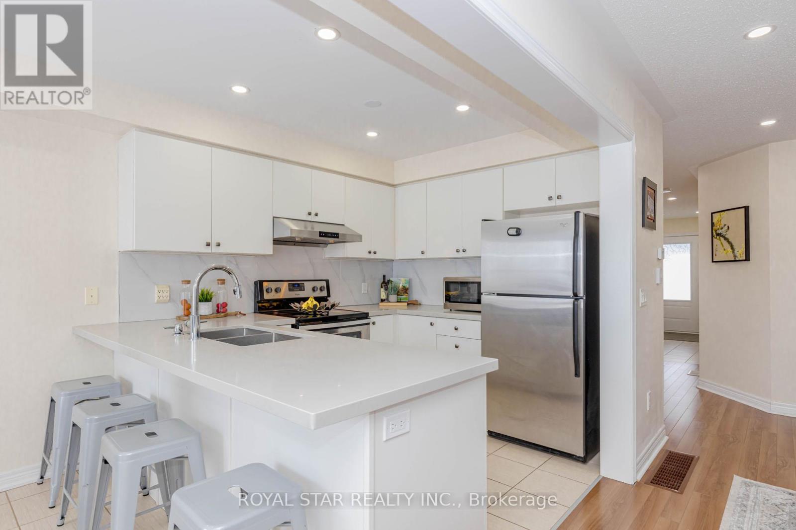 877 Cook Crescent, Shelburne, Ontario  L9V 3V1 - Photo 16 - X12905162