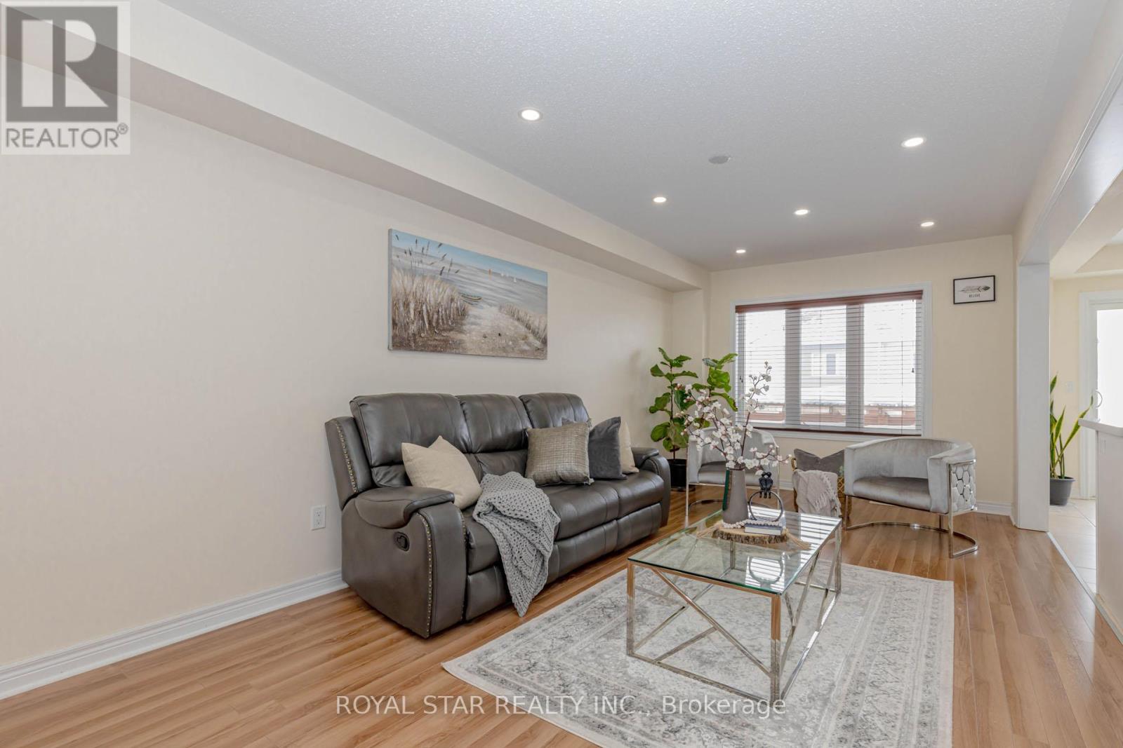 877 Cook Crescent, Shelburne, Ontario  L9V 3V1 - Photo 9 - X12905162