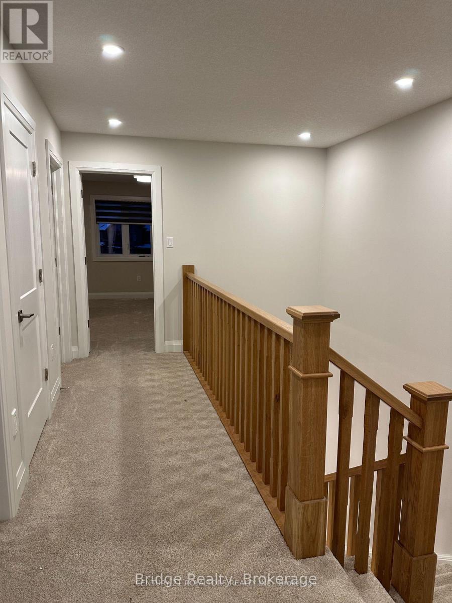 32 Walker Road, Ingersoll, Ontario  N5C 4H3 - Photo 5 - X12905194