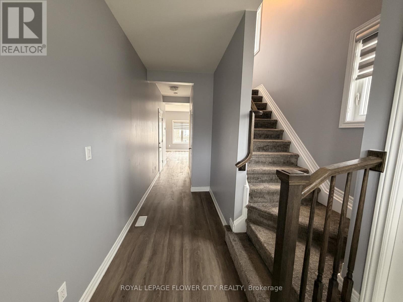 139 Sunflower Place, Welland, Ontario  L3C 0H9 - Photo 2 - X12905252