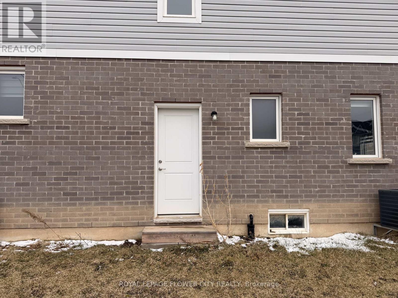 139 Sunflower Place, Welland, Ontario  L3C 0H9 - Photo 22 - X12905252