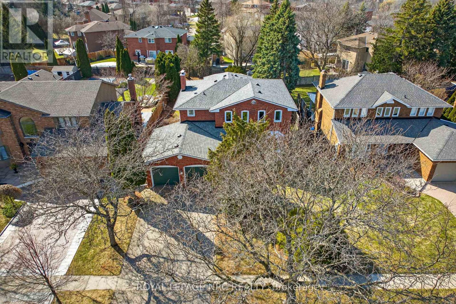 7 Barbican Trail, St. Catharines, Ontario  L2T 4A1 - Photo 3 - X12904292