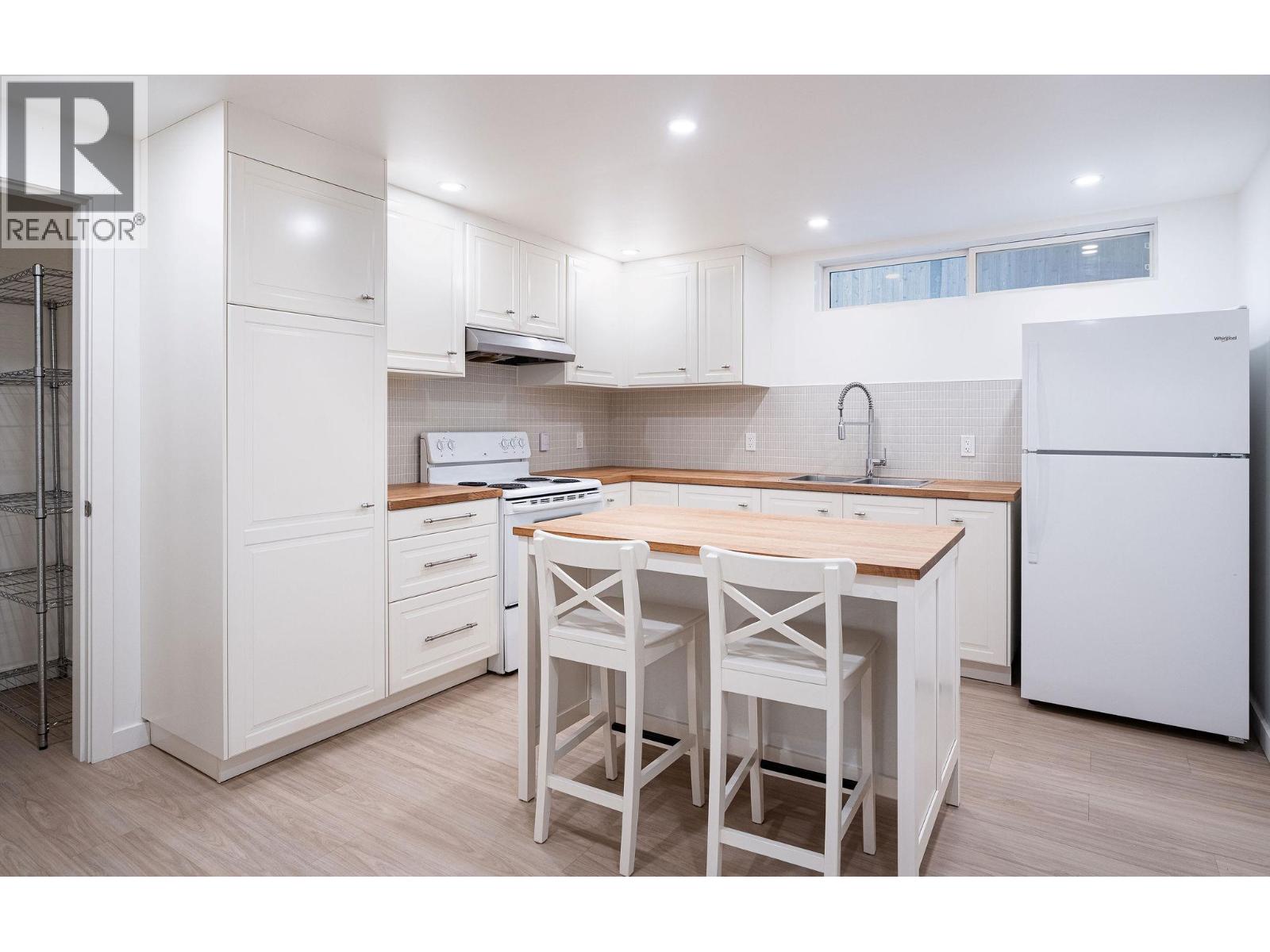 815 Fourth Street E, Revelstoke, British Columbia  V0E 2S0 - Photo 18 - 10365720