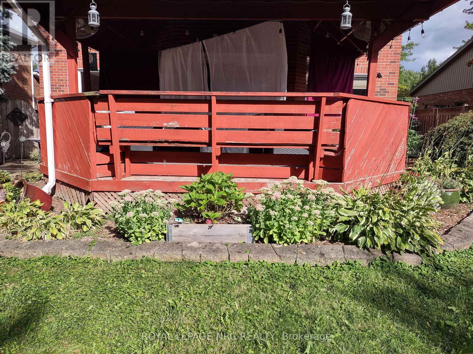 7 Barbican Trail, St. Catharines, Ontario  L2T 4A1 - Photo 49 - X12904292