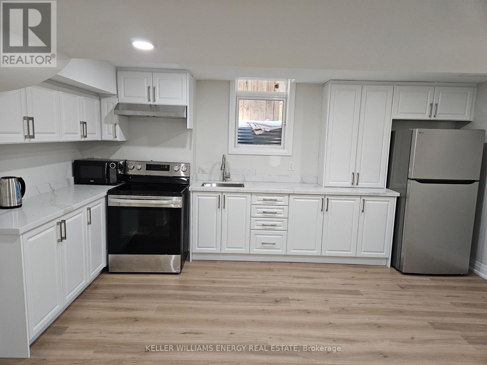 111 Rosswell Drive, Clarington, Ontario  L1E 3K1 - Photo 6 - E12905268