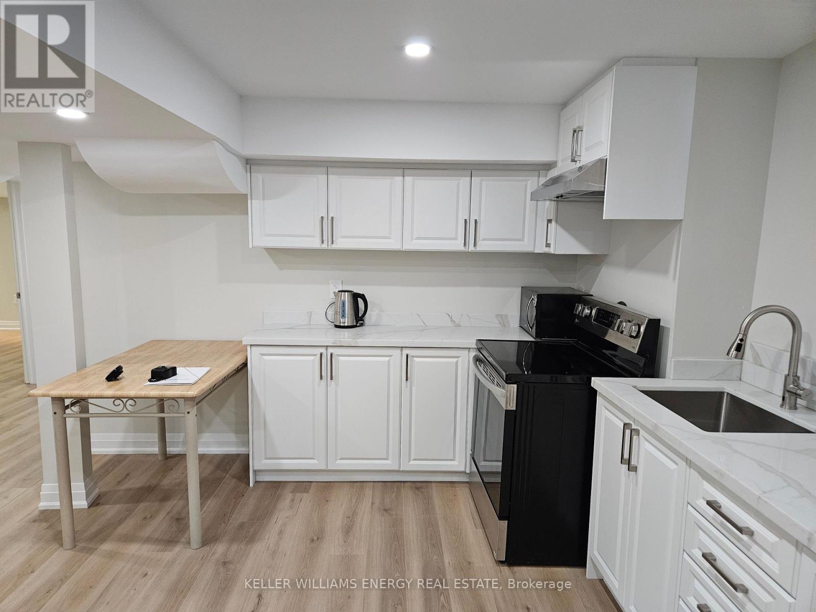 111 Rosswell Drive, Clarington, Ontario  L1E 3K1 - Photo 7 - E12905268