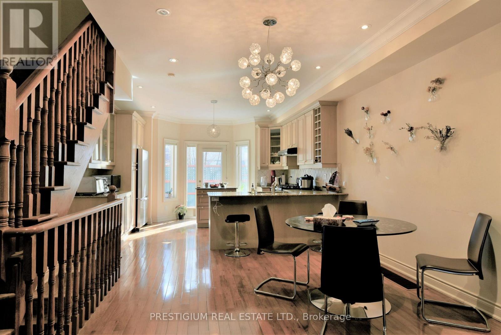 11 Annex Lane, Toronto (Annex), Ontario  M5R 3V2 - Photo 6 - C12905310