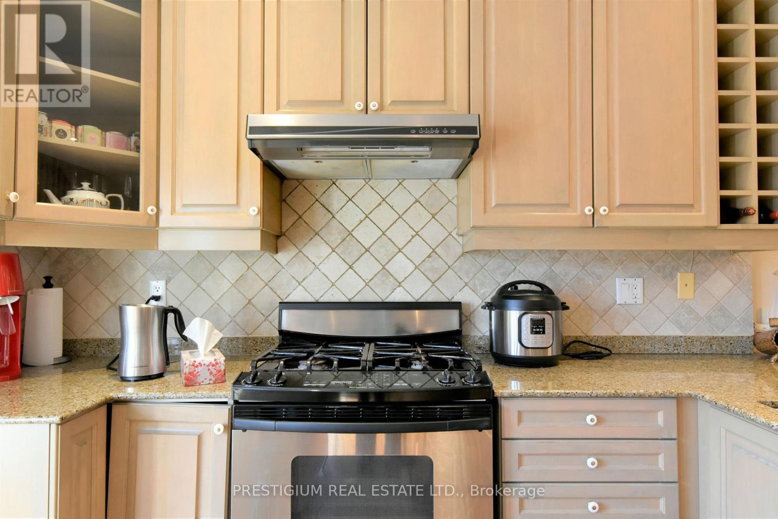 11 Annex Lane, Toronto (Annex), Ontario  M5R 3V2 - Photo 9 - C12905310