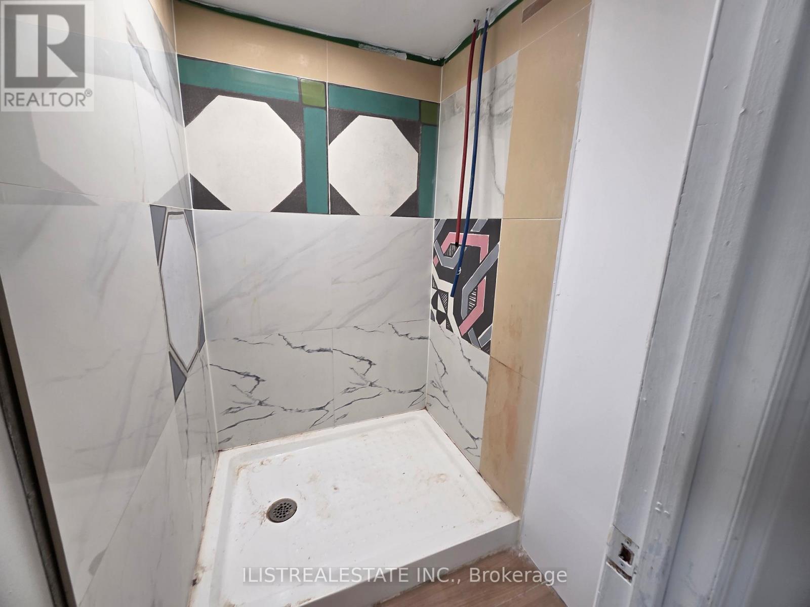 Basement Unit 8 - 433 Comstock Road, Toronto (Clairlea-Birchmount), Ontario  M1L 2H4 - Photo 10 - E12905284