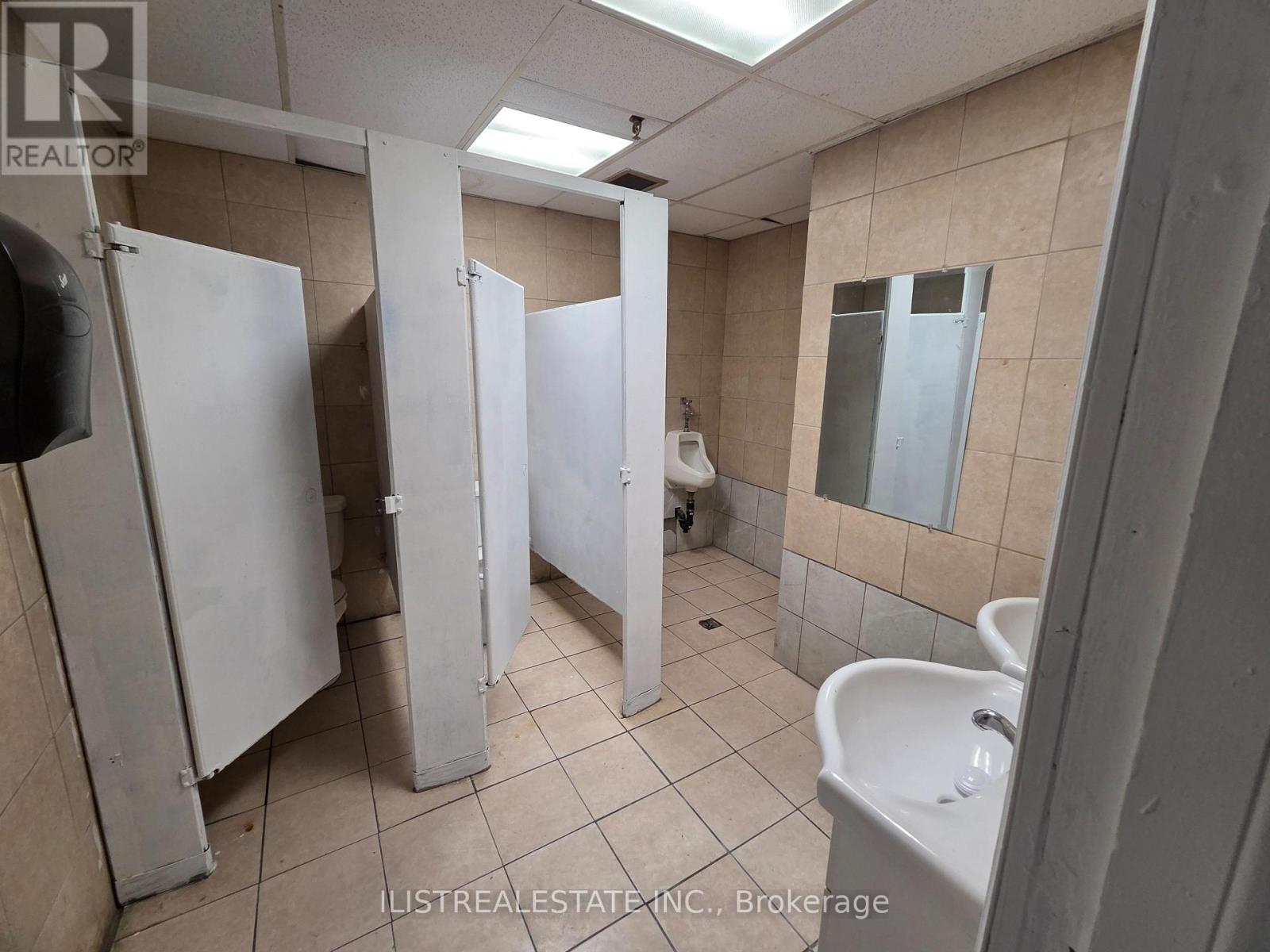 Basement Unit 8 - 433 Comstock Road, Toronto (Clairlea-Birchmount), Ontario  M1L 2H4 - Photo 12 - E12905284