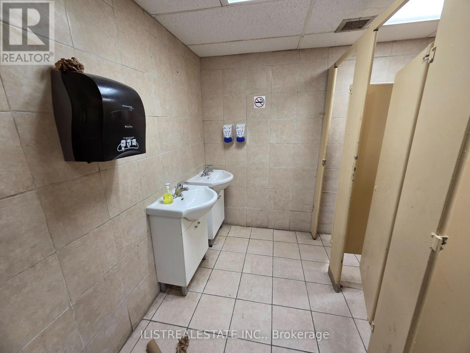 Basement Unit 8 - 433 Comstock Road, Toronto (Clairlea-Birchmount), Ontario  M1L 2H4 - Photo 15 - E12905284