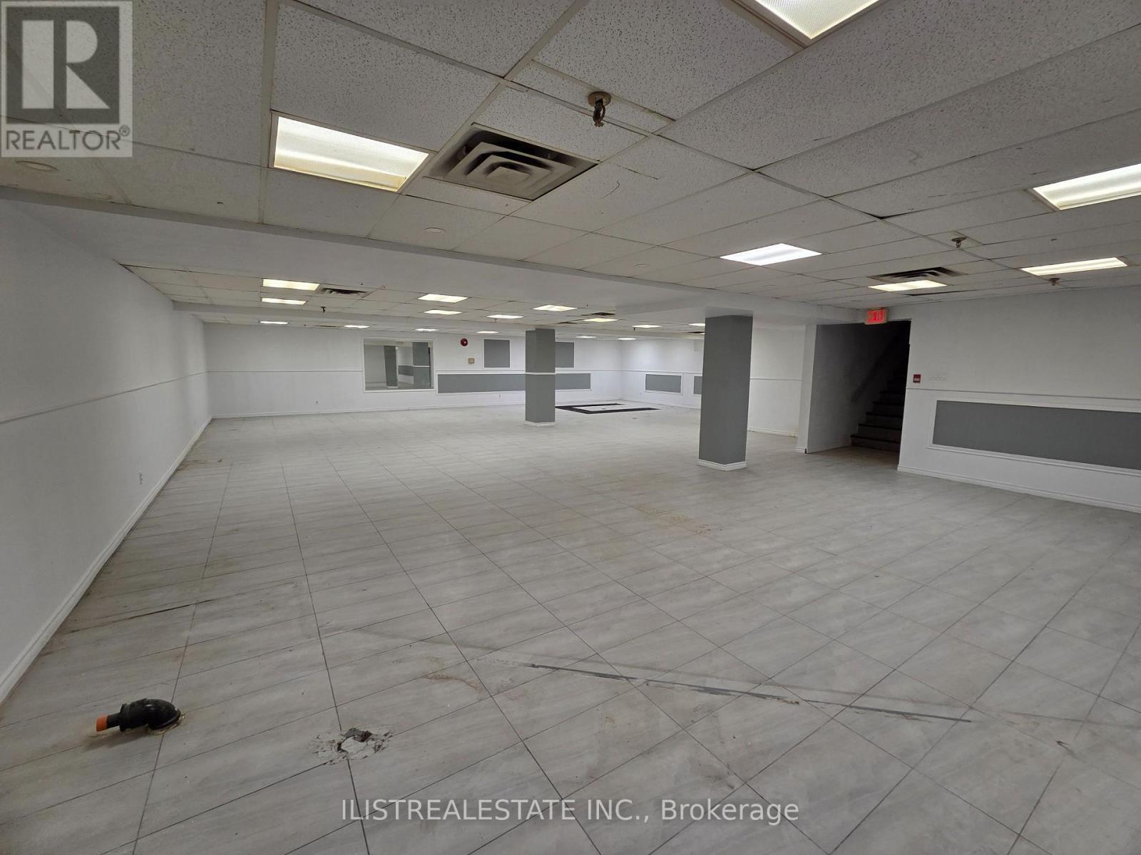 Basement Unit 8 - 433 Comstock Road, Toronto (Clairlea-Birchmount), Ontario  M1L 2H4 - Photo 3 - E12905284