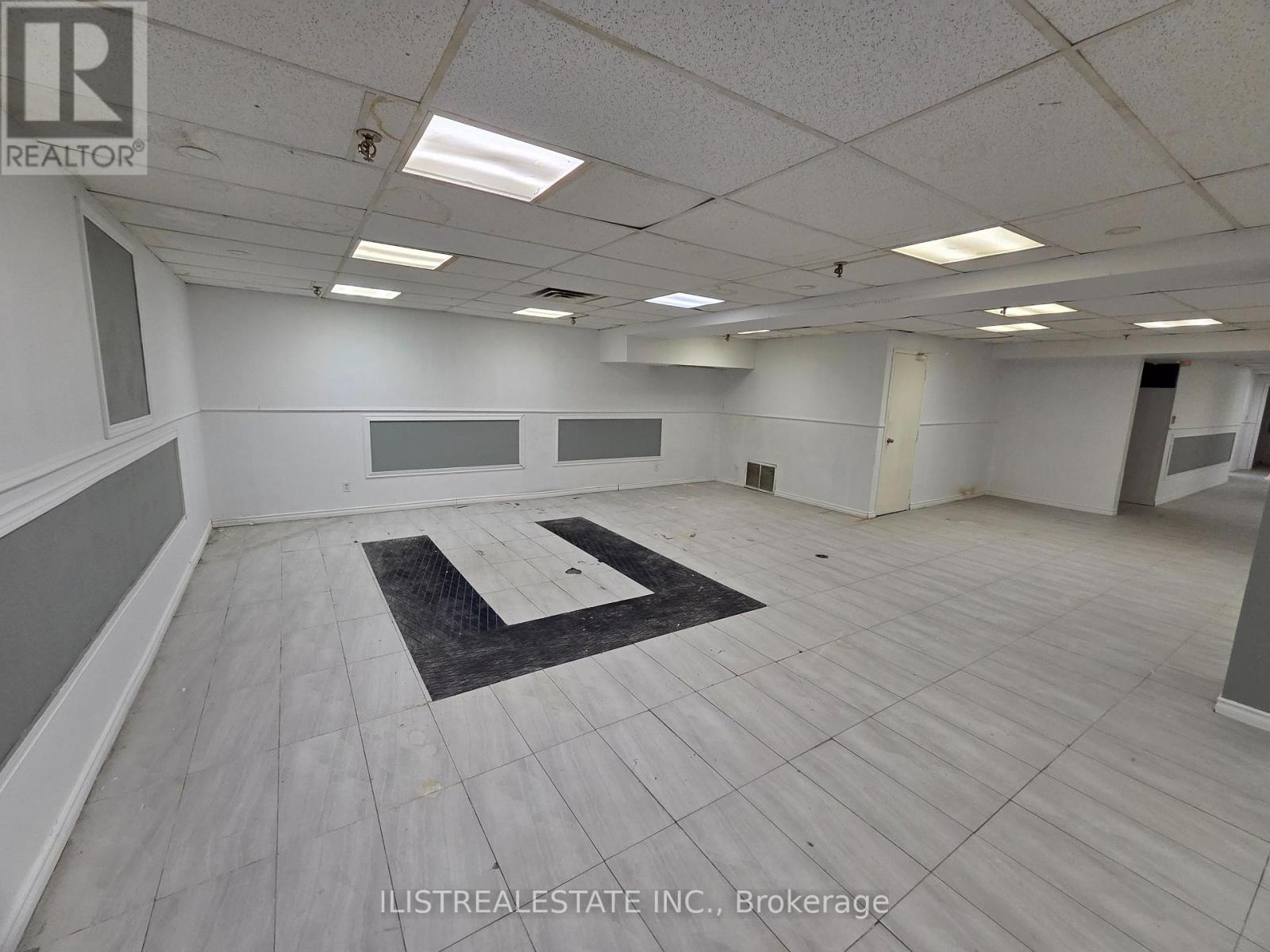 Basement Unit 8 - 433 Comstock Road, Toronto (Clairlea-Birchmount), Ontario  M1L 2H4 - Photo 6 - E12905284
