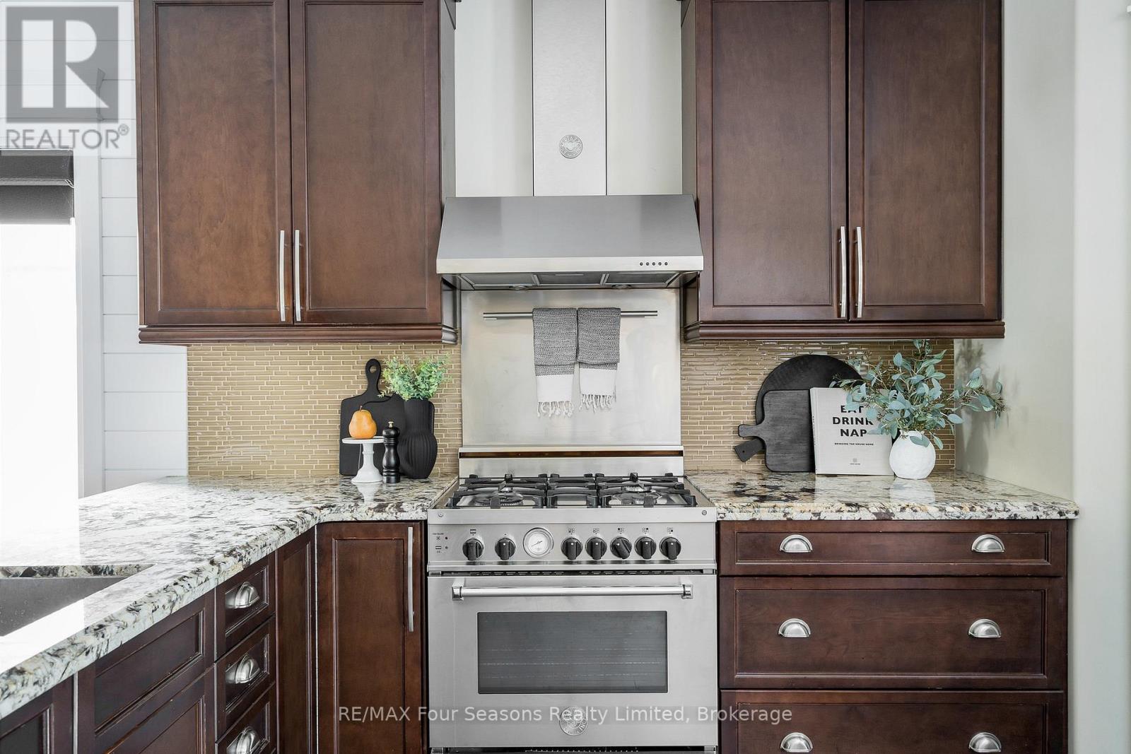 37 Chamberlain Crescent, Collingwood, Ontario  L9Y 0C9 - Photo 15 - S12905280