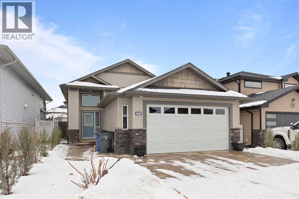 365 Somerset Row Se, Medicine Hat, Alberta  T1B 0H1 - Photo 2 - A2274650