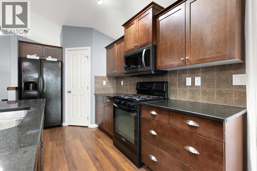 365 Somerset Row Se, Medicine Hat, Alberta  T1B 0H1 - Photo 9 - A2274650