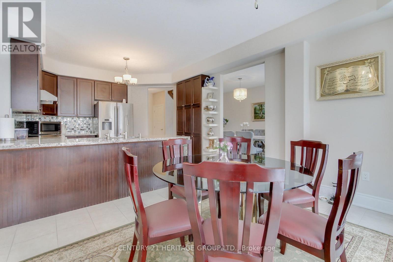 16 Tim Jacobs Drive, Georgina, Ontario  L4P 4C7 - Photo 13 - N12905286