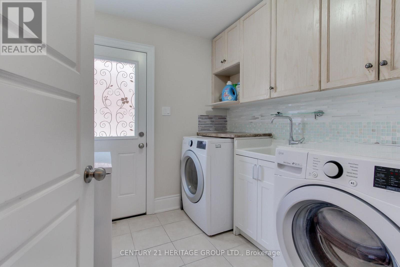 16 Tim Jacobs Drive, Georgina, Ontario  L4P 4C7 - Photo 18 - N12905286